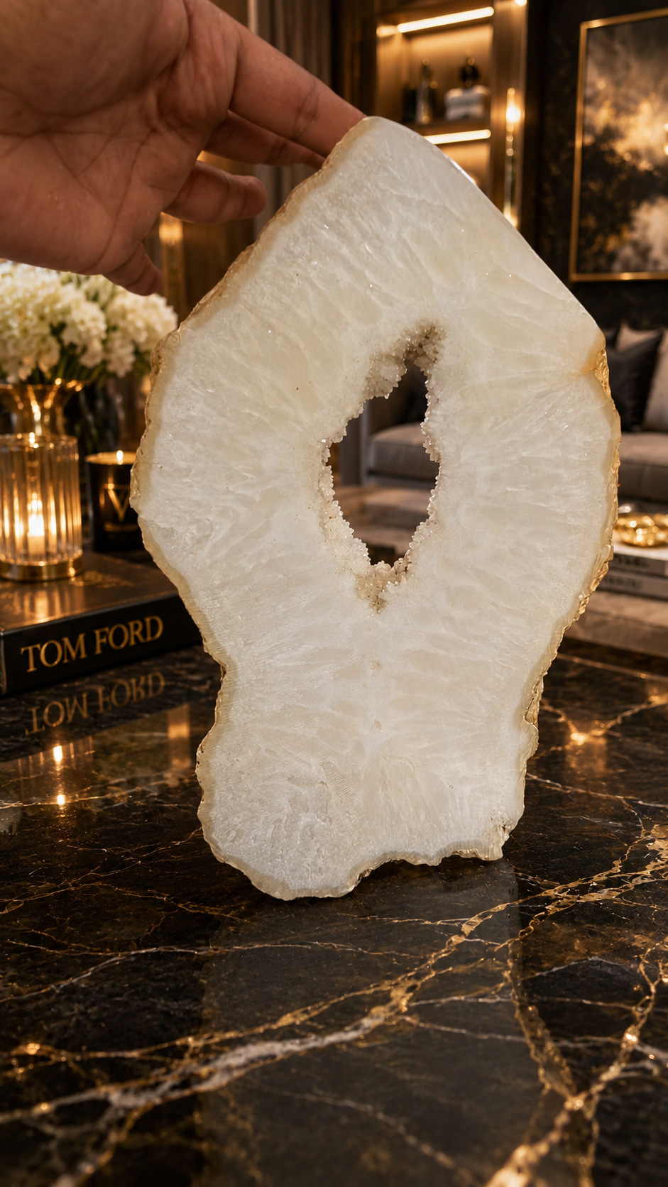 Luxury White Agate Slice Plate – Natural Crystal Geode Décor for Elegant Interiors 1460 Gram