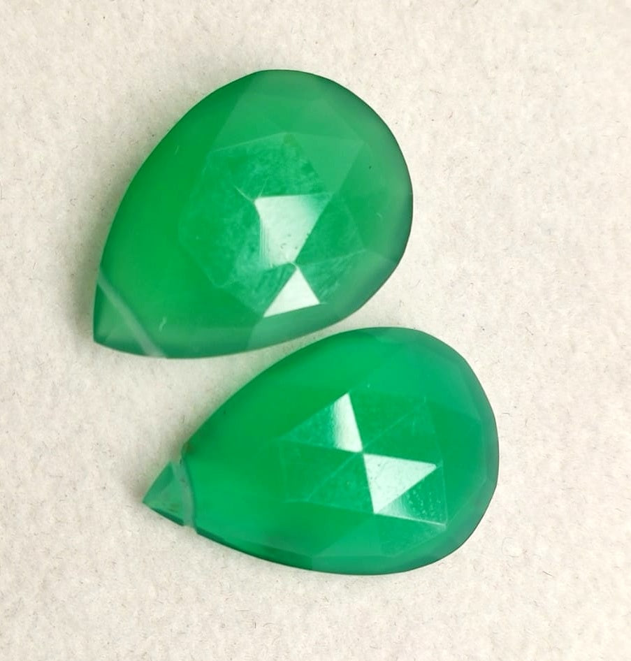  Green Onyx Briolette Cut Drilled Loose Pair Gemstones – Elegant and Stunning #GreenOnyx #BrioletteGemstones #LooseGemstones #ElegantJewelry #StunningDesign
