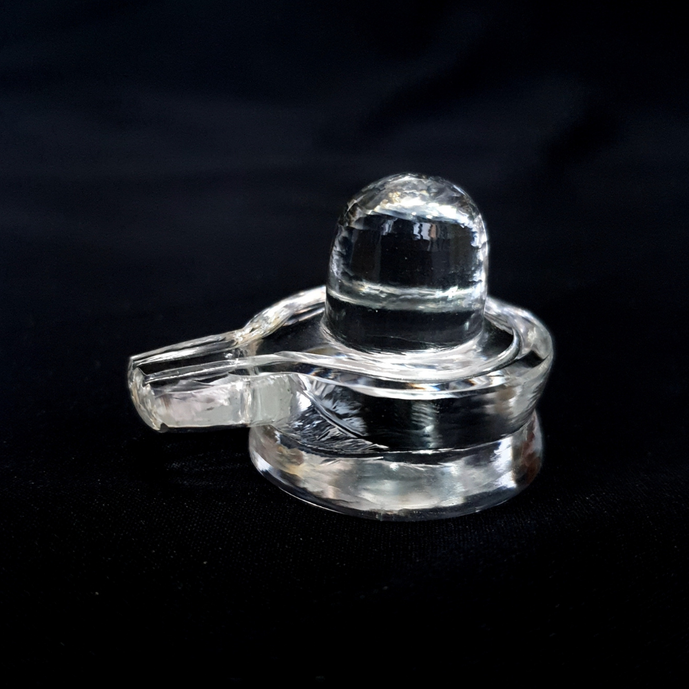 "Natural Crystal Shivling (Spatika Lingam) for Puja & Meditation – Spiritual Awakening" {Weight-18.00 Gram}